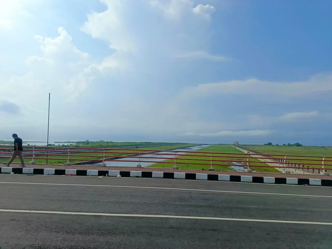 Roads & driving, Indonesia