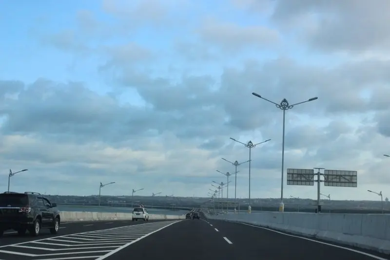 Roads & driving, Indonesia