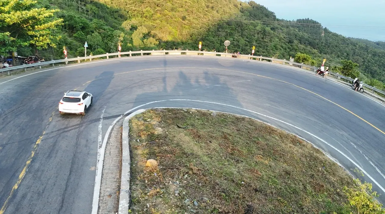 Roads & driving, Vietnam